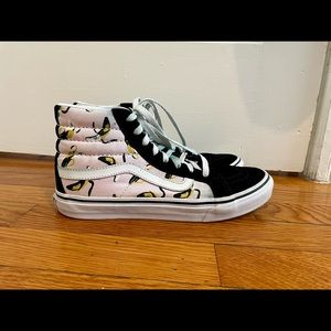 Vans high top sneakers, adorable banana print, size 8.5